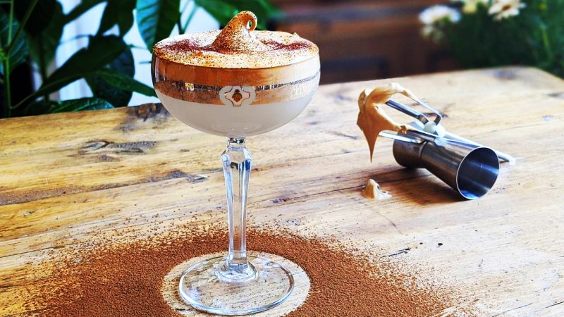 Dalgona Coffee Espresso Martini: Whipped Coffee With Alcohol | Glamour UK