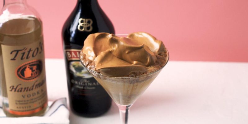 Best Dalgona Martini Recipe - How To Make Dalgona Martini